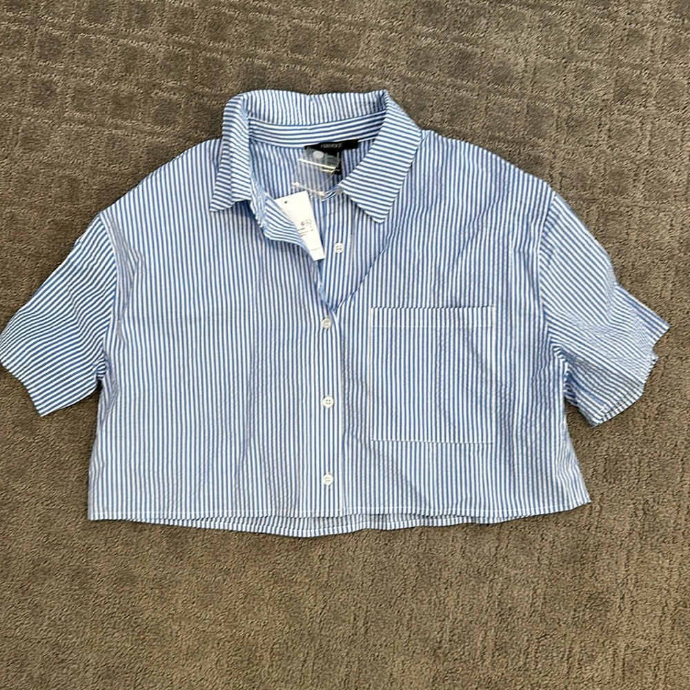 Cropped seersucker short sleeve